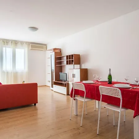 Appartement A Sweet With A View Of The Sea, Balcony Split
